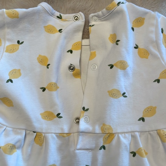 Bloomingdale’s Baby Lemon Pattern Dress NWOT - Picture 4 of 4
